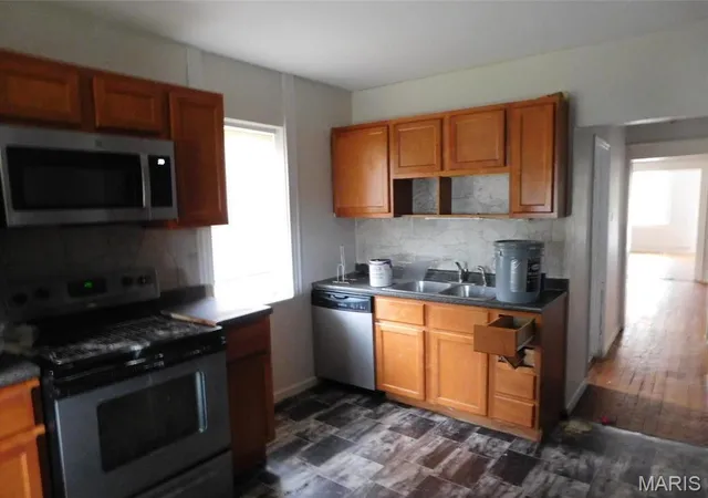 Photo 3 of Single family home for sale at 4312 Oregon Ave, Saint Louis, MO 63111 | MLS# MIS26062330 | Listing updated on 2026-09-29