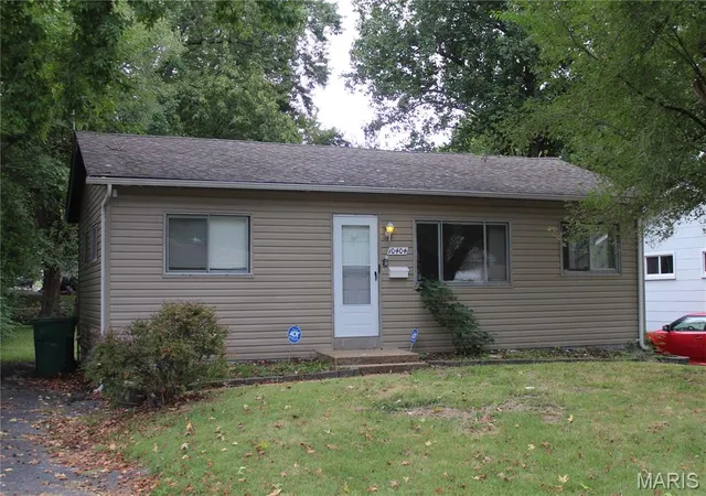 Photo 1 of Single family home for sale at 10404 Earl Dr, Saint Louis, MO 63136 | MLS# MIS26062332 | Listing updated on 2026-09-29