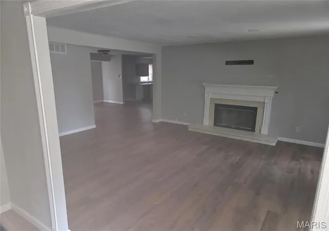 Photo 3 of Single family home for sale at 1853 Atmore Dr, Saint Louis, MO 63136 | MLS# MIS26062341 | Listing updated on 2026-09-27