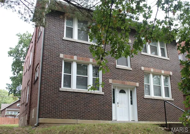 Photo 2 of Multi family home for sale at 5335 Bancroft Ave, Saint Louis, MO 63109 | MLS# MIS26062342 | Listing updated on 2026-09-29