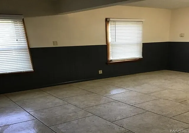 Photo 4 of Single family home for sale at 9767 Lilac Dr, Saint Louis, MO 63137 | MLS# MIS26062345 | Listing updated on 2026-09-29
