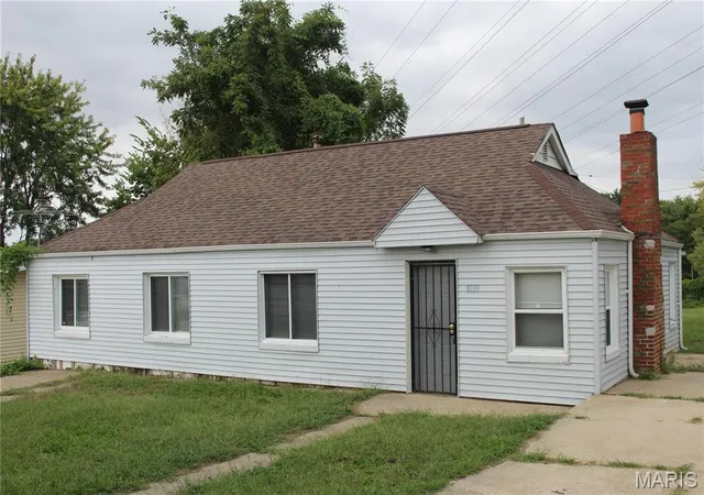Photo 1 of Single family home for sale at 8109 Cler Ave, Saint Louis, MO 63114 | MLS# MIS26062347 | Listing updated on 2026-09-29