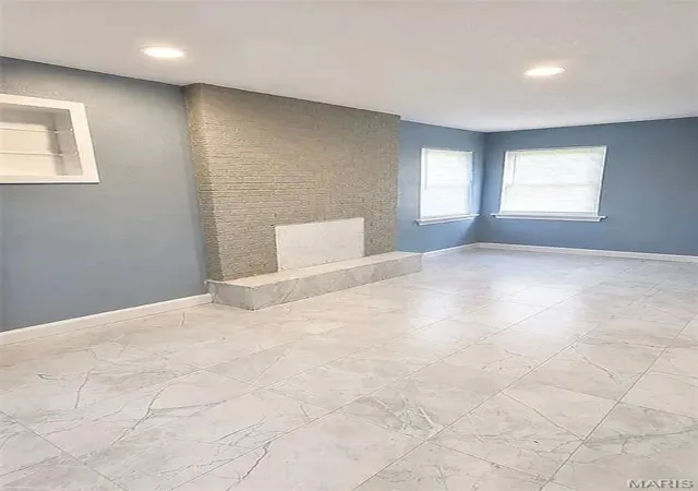 Photo 3 of Single family home for sale at 8109 Cler Ave, Saint Louis, MO 63114 | MLS# MIS26062347 | Listing updated on 2026-09-29