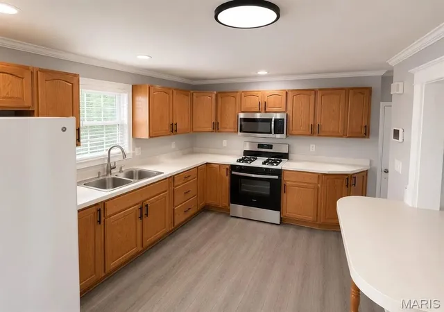 Photo 3 of Single family home for sale at 1536 Salerno Dr, Saint Louis, MO 63133 | MLS# MIS26062348 | Listing updated on 2026-09-29