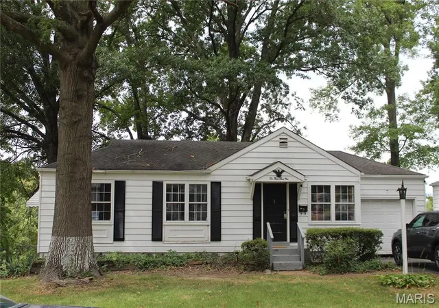 Photo 1 of Single family home for sale at 10331 Ewell Dr, Saint Louis, MO 63137 | MLS# MIS26062349 | Listing updated on 2026-09-29