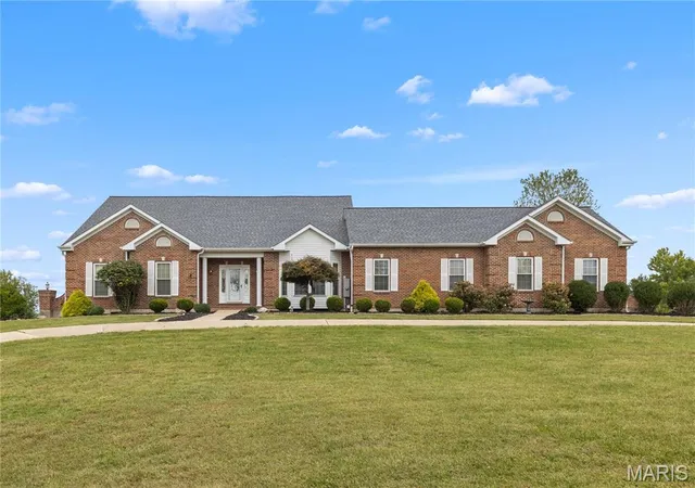 Single family home for sale at 104 Wolf Trl Ct, Defiance, MO 63341 | MLS# MIS26062370