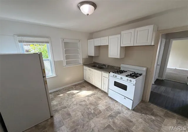 Photo 4 of Single family home for sale at 2326 Chambers Rd, Saint Louis, MO 63136 | MLS# MIS26062372 | Listing updated on 2026-10-09