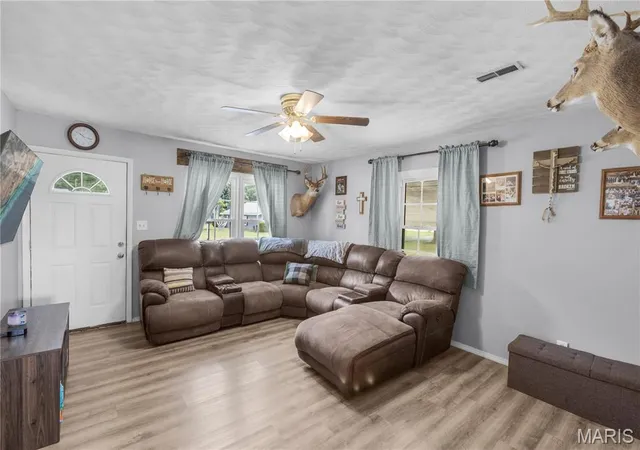 Photo 4 of Single family home for sale at 108 S West St, Oran, MO 63771 | MLS# MIS26062377 | Listing updated on 2026-10-08