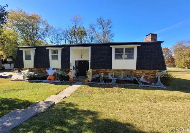 Photo 1 of Single family home for sale at 405 Bourbeuse Rd, Union, MO 63084 | MLS# MIS26062382 | Listing updated on 2026-10-06