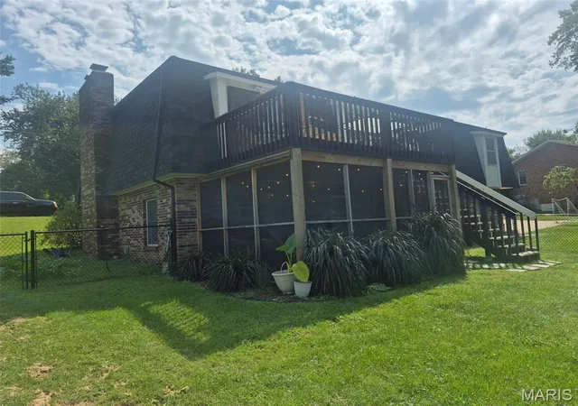 Photo 2 of Single family home for sale at 405 Bourbeuse Rd, Union, MO 63084 | MLS# MIS26062382 | Listing updated on 2026-10-06
