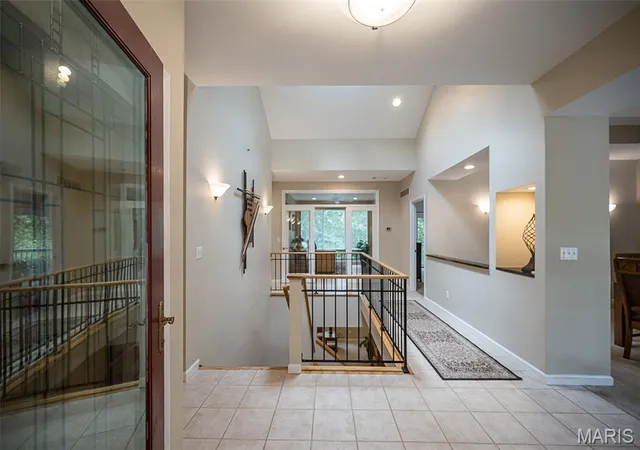 Photo 3 of Single family home for sale at 18852 Highwood Ests Dr, Wildwood, MO 63069 | MLS# MIS26062386 | Listing updated on 2026-10-07