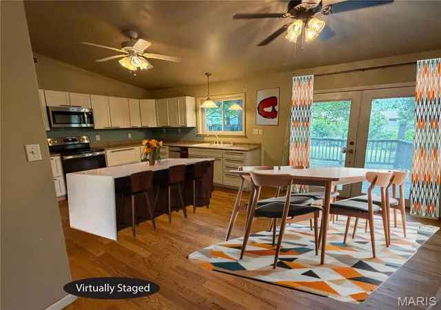 Photo 3 of Single family home for sale at 634 Crawford Cir, Sullivan, MO 63080 | MLS# MIS26062388 | Listing updated on 2026-09-29