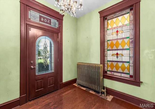 Photo 3 of Single family home for sale at 504 S High St, Belleville, IL 62220 | MLS# MIS26062392 | Listing updated on 2026-10-23