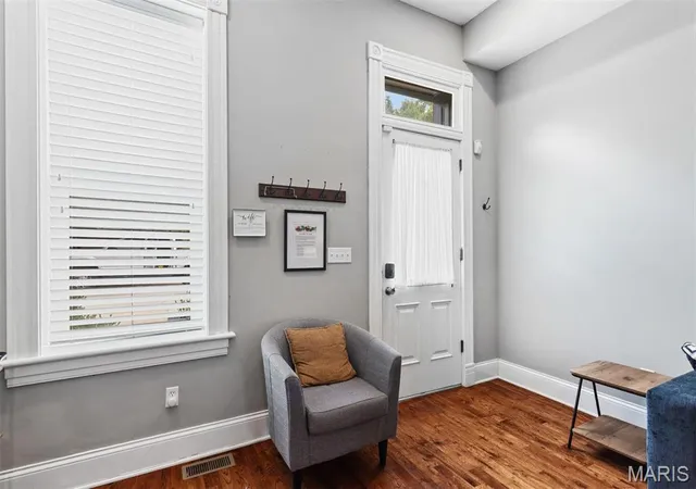 Photo 3 of Townhouse for sale at 3307 S 18th Street, Saint Louis, MO 63118 | MLS# MIS26062399 | Listing updated on 2026-09-30