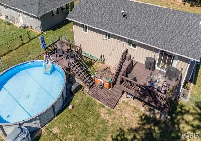 Photo 2 of Single family home for sale at 1310 Thistle Dr, Vandalia, IL 62471 | MLS# MIS26062400 | Listing updated on 2026-09-28