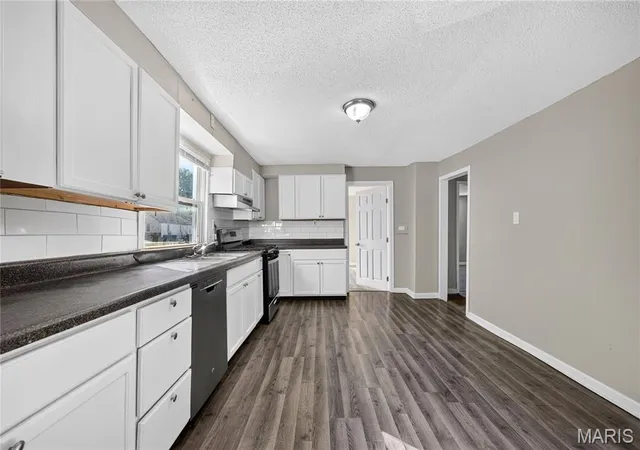 Photo 3 of Single family home for sale at 9523 Theodosia Ave, Saint Louis, MO 63114 | MLS# MIS26062405 | Listing updated on 2026-10-22