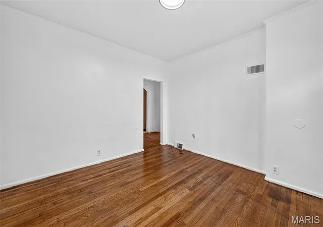 Photo 3 of Single family home for sale at 4452 S Spring Ave, Saint Louis, MO 63116 | MLS# MIS26062407 | Listing updated on 2026-10-09
