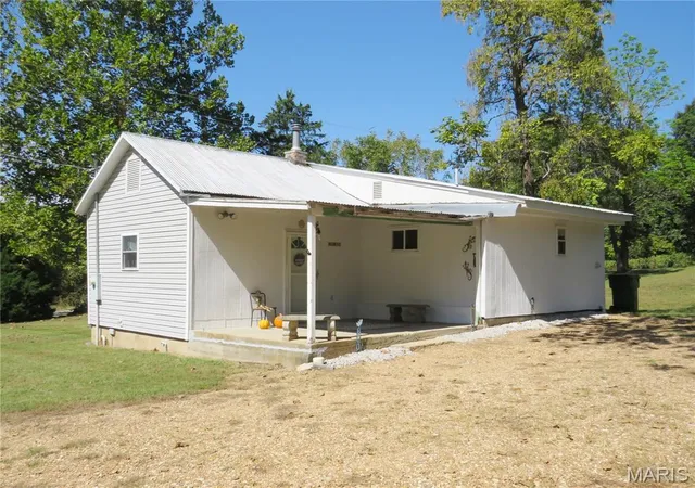 Photo 2 of Single family home for sale at 2554 Fowler Rd, Hermann, MO 65041 | MLS# MIS26062409 | Listing updated on 2026-10-01