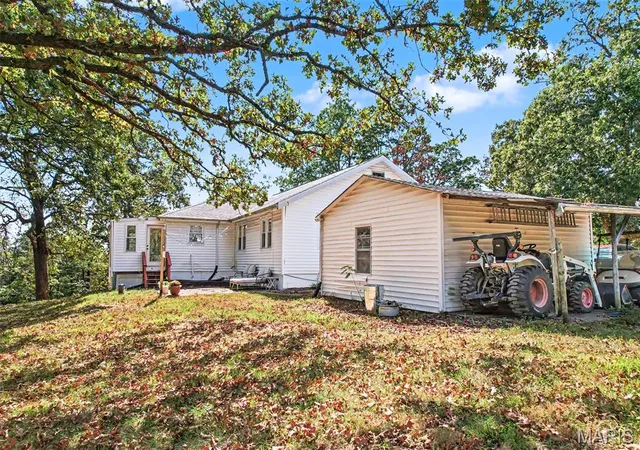 Photo 3 of Single family home for sale at 8380 Old State Route 21, Hillsboro, MO 63050 | MLS# MIS26062412 | Listing updated on 2026-10-01