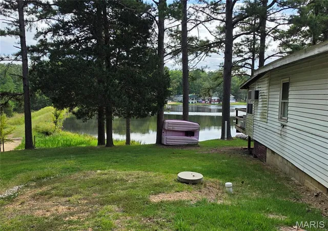 Photo 2 of Single family home for sale at 10042 Pebblewood Dr, Richwoods, MO 63071 | MLS# MIS26062413 | Listing updated on 2026-10-12
