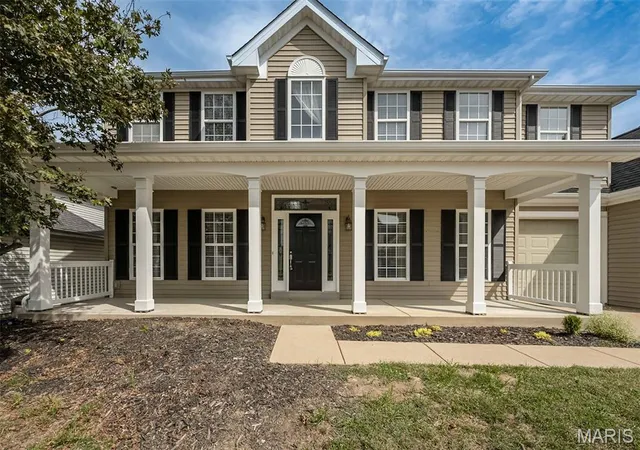 Photo 1 of Single family home for sale at 414 Avalon Chase Dr, Fenton, MO 63026 | MLS# MIS26062416 | Listing updated on 2026-10-05