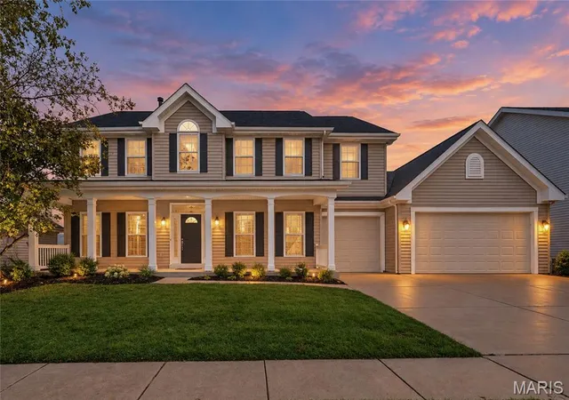 Single family home for sale at 414 Avalon Chase Dr, Fenton, MO 63026 | MLS# MIS26062416