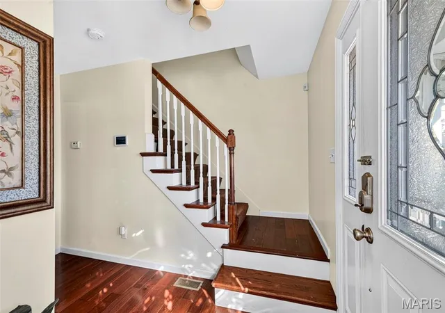 Photo 4 of Single family home for sale at 245 Reinke Rd, Ballwin, MO 63021 | MLS# MIS26062424 | Listing updated on 2026-10-15