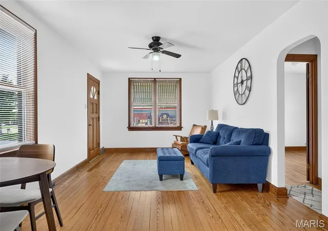 Photo 2 of Single family home for sale at 1618 Muegge Rd, Saint Charles, MO 63303 | MLS# MIS26062435 | Listing updated on 2026-10-08