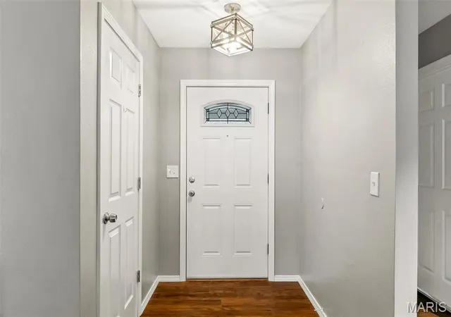 Photo 4 of Single family home for sale at 104 Meadow Ln, Columbia, IL 62236 | MLS# MIS26062438 | Listing updated on 2026-09-30