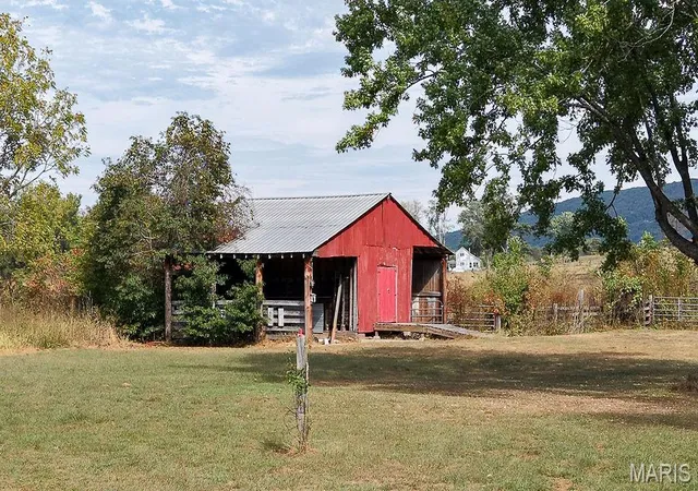 Photo 2 of Single family home for sale at 151 Hwy U, Ironton, MO 63650 | MLS# MIS26062439 | Listing updated on 2026-10-06