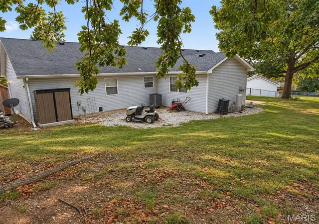 Photo 2 of Single family home for sale at 20145 Selby Rd, Waynesville, MO 65583 | MLS# MIS26062444 | Listing updated on 2026-10-12