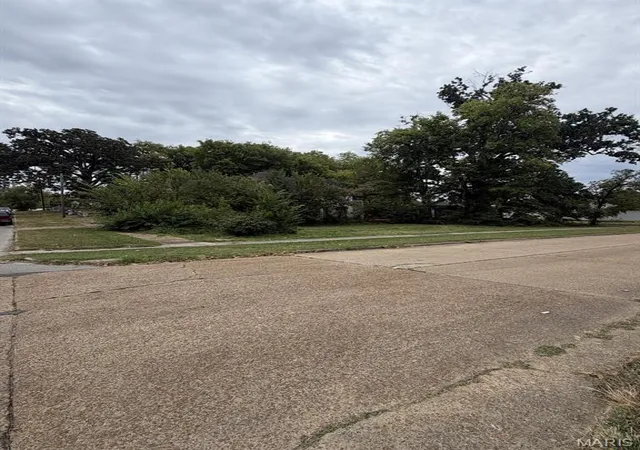 Photo 1 of Land for sale at 528 Kinzer St, Poplar Bluff, MO 63901 | MLS# MIS26062450 | Listing updated on 2026-09-28