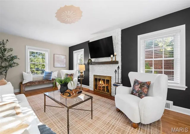 Photo 3 of Single family home for sale at 7545 Hiawatha Ave, Saint Louis, MO 63117 | MLS# MIS26062453 | Listing updated on 2026-10-09