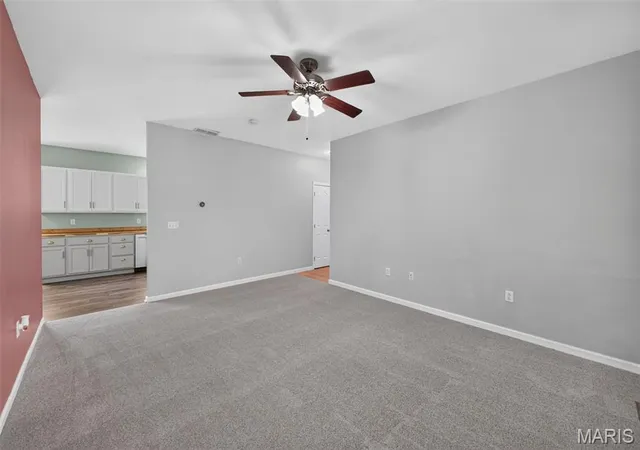 Photo 3 of Sale Pending at 113 Rosette Dr, Belleville, IL 62220 | MLS# MIS26062460 | Listing updated on 2026-10-23