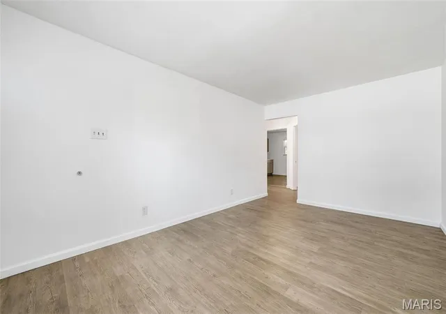 Photo 4 of Single family home for sale at 6028 Minnesota Ave, Saint Louis, MO 63111 | MLS# MIS26062464 | Listing updated on 2026-10-08