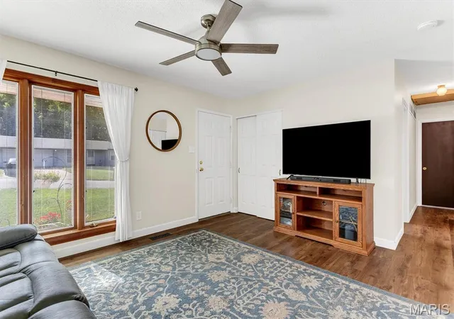 Photo 4 of Sale Pending at 2292 Lincoln Dr, Arnold, MO 63010 | MLS# MIS26062465 | Listing updated on 2026-10-26