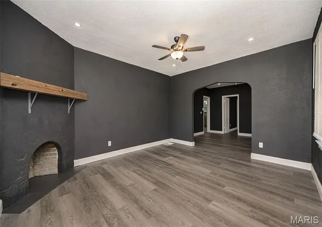 Photo 4 of Single family home for sale at 6514 Glenmore Ave, Saint Louis, MO 63121 | MLS# MIS26062477 | Listing updated on 2026-10-08