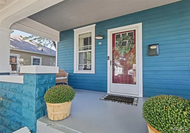 Photo 3 of Sale Pending at 122 Courtland Pl, Collinsville, IL 62234 | MLS# MIS26062481 | Listing updated on 2026-10-05