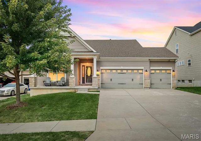 Single family home for sale at 2760 Brook Hl Ln, Saint Charles, MO 63303 | MLS# MIS26062487