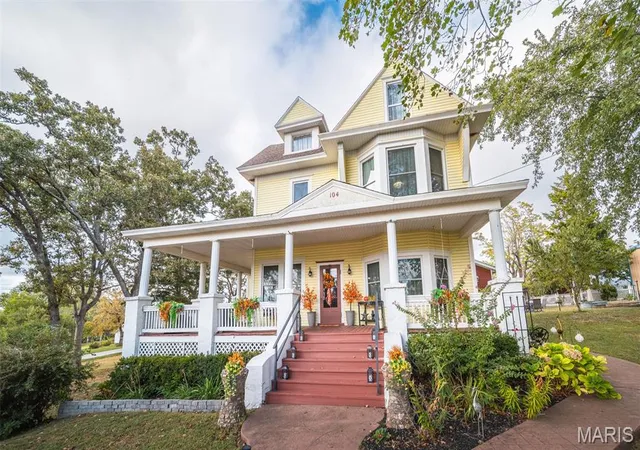 Photo 3 of Single family home for sale at 104 3rd Street, Dixon, MO 65459 | MLS# MIS26062489 | Listing updated on 2026-10-05