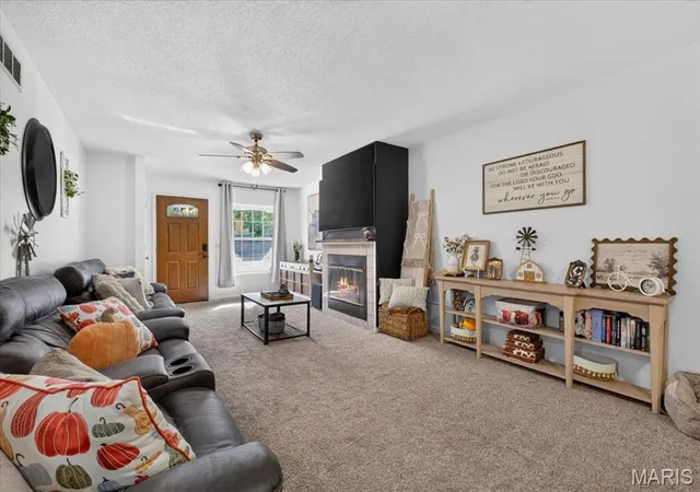Photo 3 of Single family home for sale at 43 Lansing Ave, Maryland Heights, MO 63043 | MLS# MIS26062491 | Listing updated on 2026-10-04