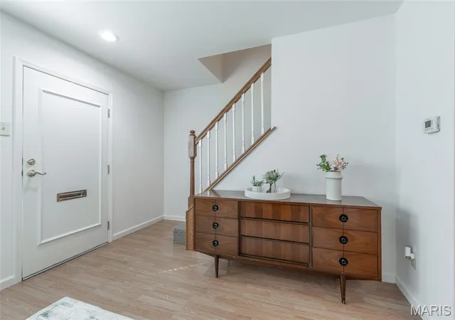 Photo 4 of Townhouse for sale at 10924 Carroll Wood Way, Saint Louis, MO 63128 | MLS# MIS26062497 | Listing updated on 2026-09-30