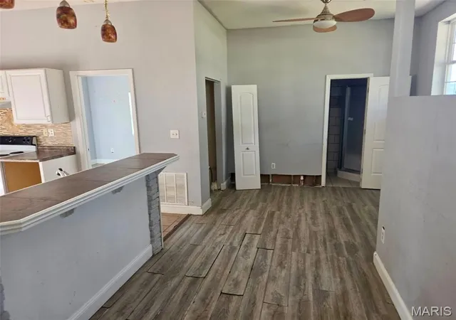 Photo 3 of Sale Pending at 29290 Round House Ave, Lincoln, MO 65338 | MLS# MIS26062501 | Listing updated on 2026-10-07