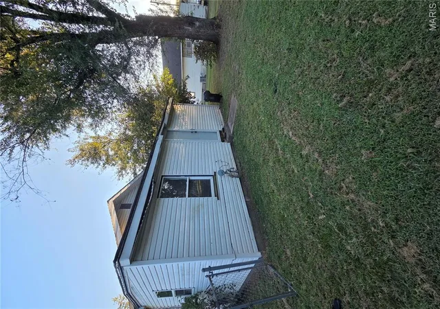 Photo 3 of Single family home for sale at 810 E Kathleen St, Sikeston, MO 63801 | MLS# MIS26062521 | Listing updated on 2026-10-01