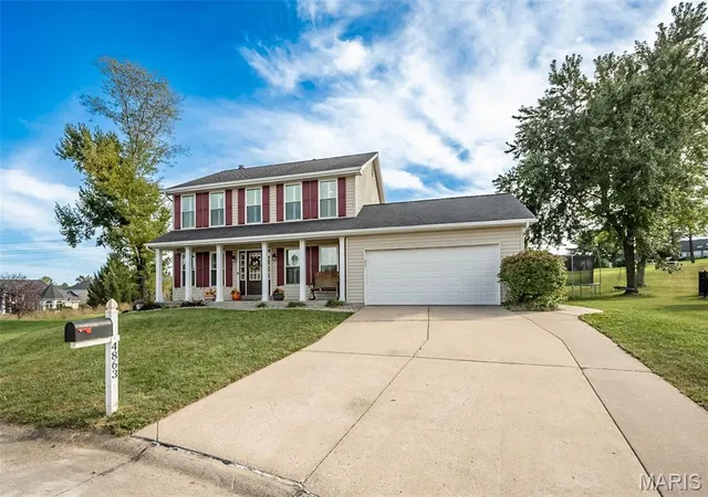 Photo 1 of Single family home for sale at 4863 Greenburg Dr, Saint Peters, MO 63304 | MLS# MIS26062524 | Listing updated on 2026-10-18