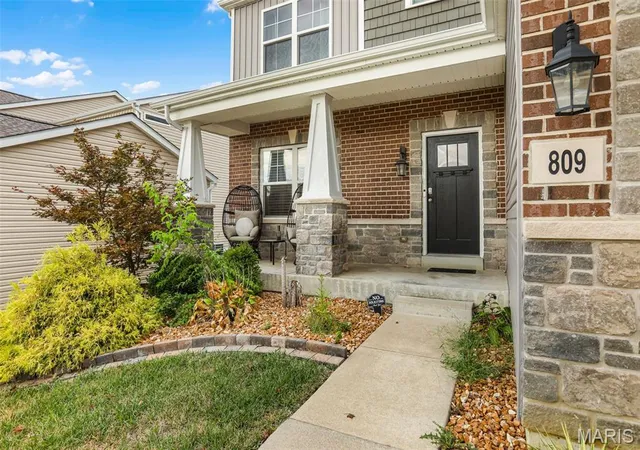 Photo 2 of Single family home for sale at 809 Grant Park Ct, Wentzville, MO 63385 | MLS# MIS26062533 | Listing updated on 2026-09-29