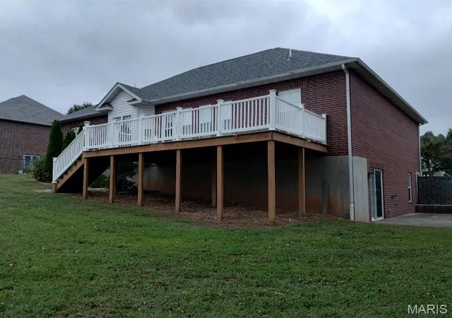 Photo 3 of Single family home for sale at 300 Sooter Ln, Rolla, MO 65401 | MLS# MIS26062536 | Listing updated on 2026-10-02