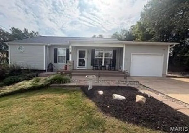Photo 1 of Single family home for sale at 5006 Ashley Wilkes Way, Villa Ridge, MO 63089 | MLS# MIS26062537 | Listing updated on 2026-10-02
