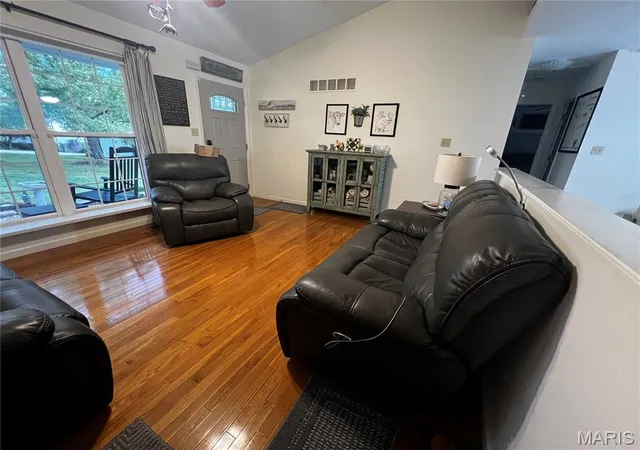 Photo 3 of Single family home for sale at 5006 Ashley Wilkes Way, Villa Ridge, MO 63089 | MLS# MIS26062537 | Listing updated on 2026-10-02