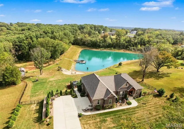 Photo 1 of Sale Pending at 2840 Nicole Ln, Festus, MO 63028 | MLS# MIS26062544 | Listing updated on 2026-10-06